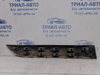 Накладка двери задняя левая Megane 2008-2016 3 1.5 Diesel K9K