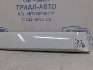 Накладка двери задняя правая Renault Megane 3 1.5 Diesel K9K