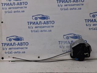 Запчасть замок двери задний левый Toyota Auris 2006-2012