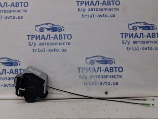 Запчасть замок двери задний правый Toyota Auris 2006-2012