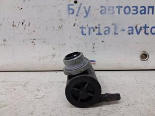 Насос омывателя стекла Auris 2006-2012 E150 1.6 бензин 1ZRFAE