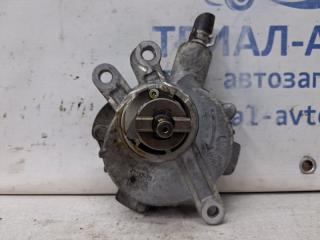 Насос вакуумный Toyota Auris 2006-2012