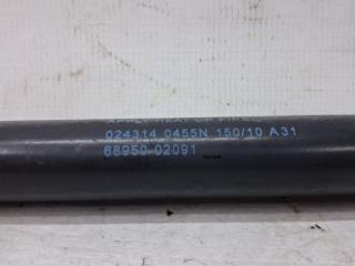 Амортизатор крышки багажника Auris 2006-2012 E150 1.6 бензин 1ZRFAE