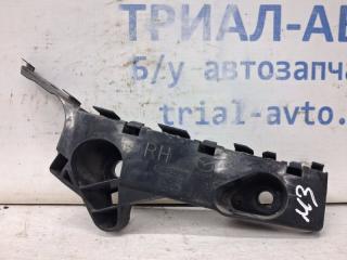 Кронштейн бампера передний правый Mazda 3 2013-2019