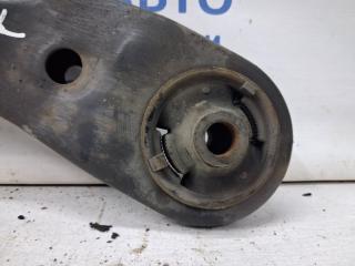 Рычаг левый Auris 2006-2012 E150 1.6 бензин 1ZRFAE