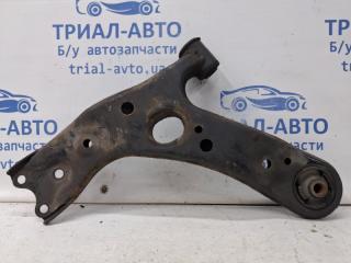 Рычаг правый Auris 2006-2012 E150 1.6 бензин 1ZRFAE