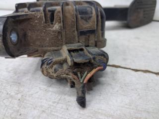 Педаль газа Prado 2002-2009 J120 3.0 Diesel 1KDFTV