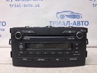 Магнитофон Toyota Auris 2006-2012