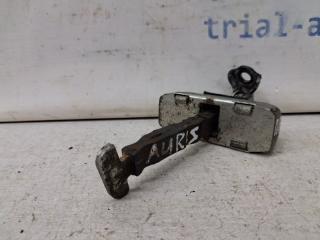 Ограничитель двери передний правый Toyota Auris E150 1.6 бензин 1ZRFAE