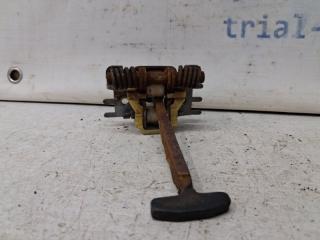 Ограничитель двери задний левый Renault Megane 3 1.5 Diesel K9K