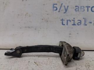 Ограничитель двери передний правый Toyota Camry 2006-2011