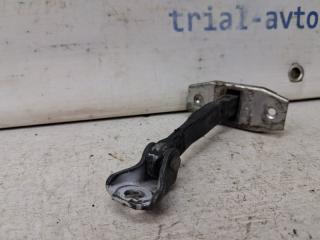 Ограничитель двери передний правый Toyota Camry XV40 2.4 Бензин 2AZFE