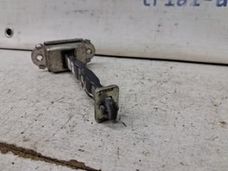 Ограничитель двери задний левый Nissan Qashqai J10 2.0 Бензин MR20DE