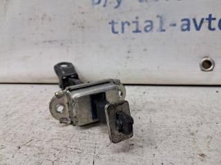 Ограничитель двери передний левый Qashqai 2006-2013 J10 2.0 Бензин MR20DE