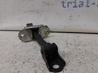 Ограничитель двери передний правый Qashqai 2006-2013 J10 2.0 Бензин MR20DE