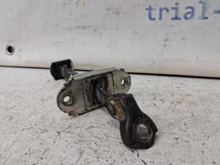 Ограничитель двери передний правый Navara 2004-2015 D40 2.5 Diesel YD25DDTI