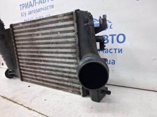 Радиатор интеркуллера Nissan Qashqai J11 1.2 Бензин HRA2DDT