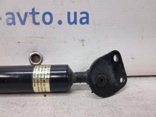 Амортизатор крышки багажника Mitsubishi Pajero Sport K9 3.0 бензин 6G72