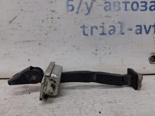 Ограничитель двери передний левый Nissan Qashqai 2013-2022 Б/У Ограничитель двери передний левый Nissan Qashqai 2013-2022