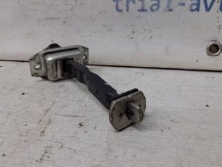 Ограничитель двери передний левый Nissan Qashqai J11 1.2 Бензин HRA2DDT