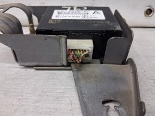 Блок управления центральным замком Prado 2002-2009 J120 3.0 Diesel 1KDFTV