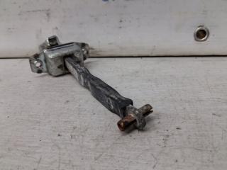 Ограничитель двери задний левый Suzuki SX4 1 1.6 бензин M16A