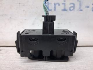 Кнопка аварийки Renault Megane 3 1.5 Diesel K9K