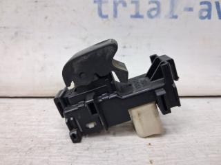 Кнопка стеклоподъемника Toyota RAV 4 A30 2.0 бензин 1AZFE