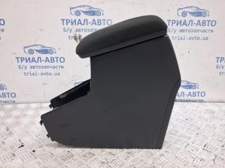 Подлокотник Toyota Auris 2006-2012 Б/У Подлокотник Toyota Auris 2006-2012
