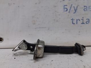 Запчасть ограничитель двери передний левый Subaru Forester 2012-2018