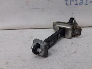 Ограничитель двери передний правый Subaru Forester SJ 2.0 diesel EE20Z