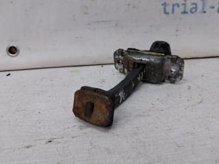 Ограничитель двери задний левый Kia Sorento BL 2.5 diesel D4CB