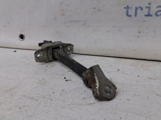 Ограничитель двери задний левый Suzuki SX4 1 2.0 Бензин J20A