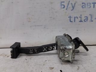 Фото запчасти ограничитель двери задний правый SsangYong Rexton 2006-2012 Б/У запчасть Запчасть ограничитель двери задний правый SsangYong Rexton 2006-2012