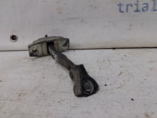 Ограничитель двери задний левый Toyota RAV 4 A30 2.0 бензин 1AZFE