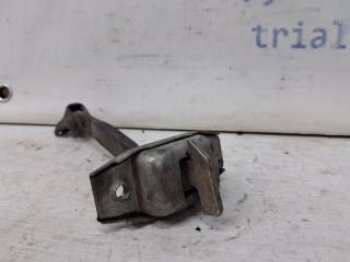 Ограничитель двери задний правый Toyota RAV 4 A30 2.0 бензин 1AZFE