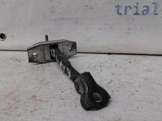 Ограничитель двери передний левый Toyota RAV 4 A30 2.0 бензин 1AZFE