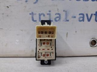 Кнопка стеклоподъемника Chevrolet Captiva C140 2.2 diesel Z22D1