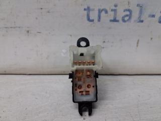 Кнопка стеклоподъемника Nissan Qashqai J11 1.2 Бензин HRA2DDT