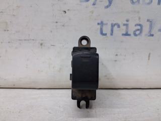 Фото запчасти кнопка стеклоподъемника Nissan Navara 2004-2015 Б/У запчасть Запчасть кнопка стеклоподъемника Nissan Navara 2004-2015