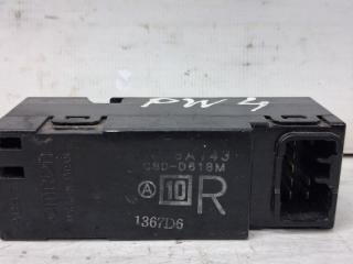 Кнопка стеклоподъемника Mitsubishi Pajero Wagon 4 3.2 Дизель 4M41