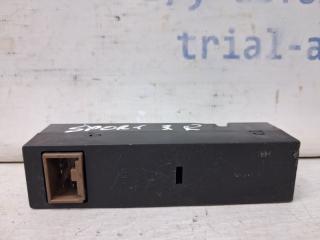 Кнопка стеклоподъемника Mitsubishi Pajero Sport K9 3.0 бензин 6G72