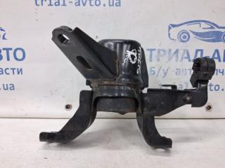 Подушка ДВС правая Toyota Auris 2006-2012