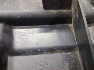 Кронштейн бампера передний левый Pathfinder 2004-2014 R51 2.5 Diesel YD25DDTI