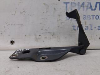 Фото запчасти петля капота левая Nissan Pathfinder 2004-2014 Б/У запчасть Запчасть петля капота левая Nissan Pathfinder 2004-2014