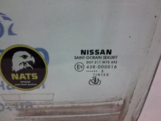 Стекло двери переднее левое Nissan Pathfinder R51 2.5 Diesel YD25DDTI