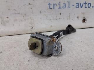 Ограничитель двери передний левый Pathfinder 2004-2014 R51 2.5 Diesel YD25DDTI