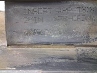 Брызговик задний левый Pajero Wagon 1999-2006 3 3.2 Дизель 4M41