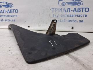 Брызговик передний левый Navara 2004-2015 D40 2.5 Diesel YD25DDTI