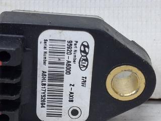 Датчик удара (AIRBAG) Kia Ceed JD 1.6 diesel D4FB